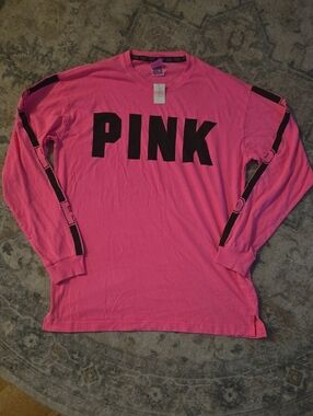 Y2K PINK Victoria's Secret Neon Pink Long-Sleeve Logo Tee